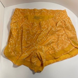 Athleta Printed Mesh Racer Run Short 4" Inseam Yellow Gold Women's Plus Size M